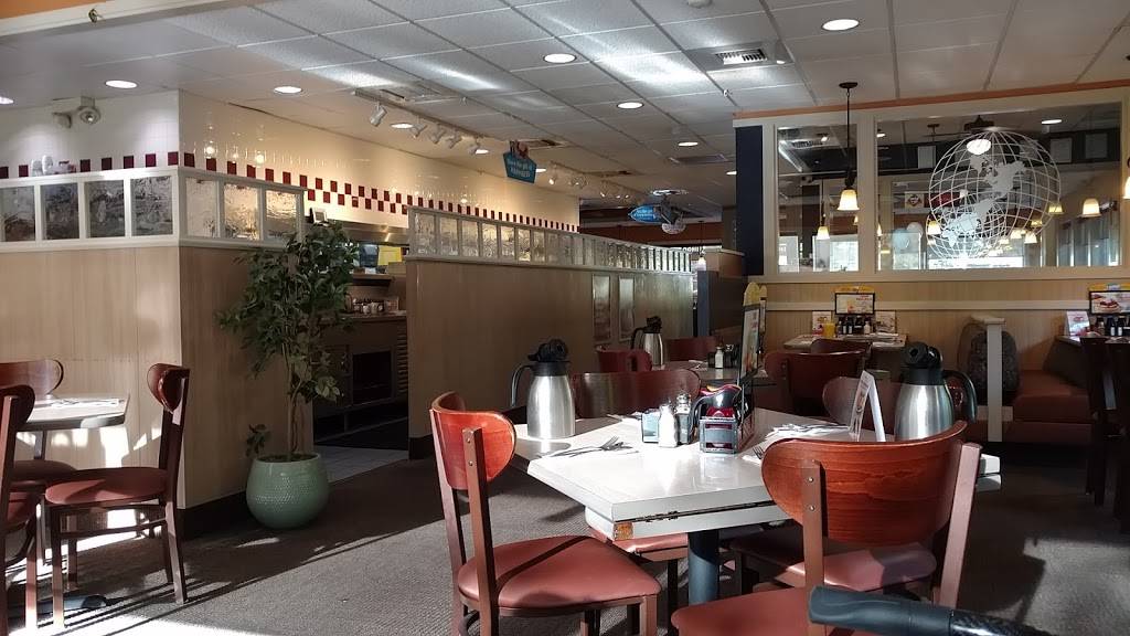 IHOP | restaurant | 178 SW Campus Dr, Federal Way, WA 98023, USA | 2536617300 OR +1 253-661-7300