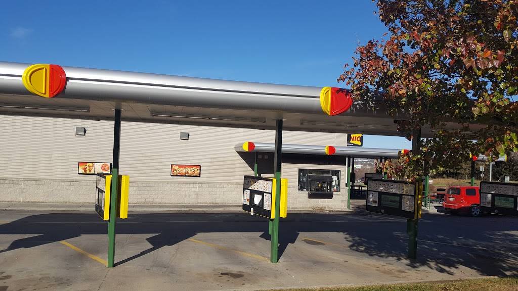 Sonic Drive-In | restaurant | 7110 S 72nd St, La Vista, NE 68128, USA | 4028989292 OR +1 402-898-9292