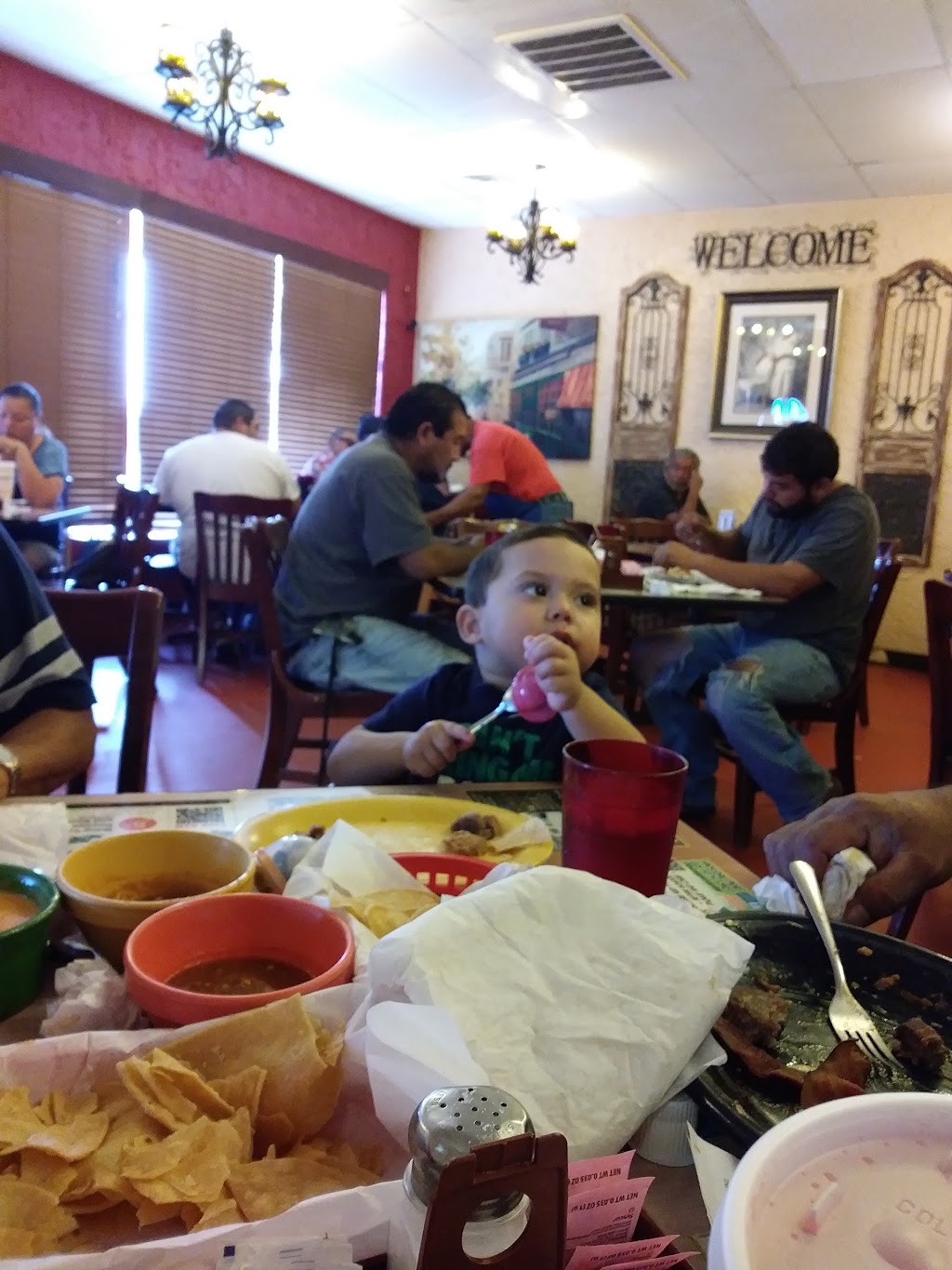 Montelongos Mexican Restaurant | restaurant | 3021 Clovis Rd, Lubbock, TX 79415, USA | 8067623068 OR +1 806-762-3068