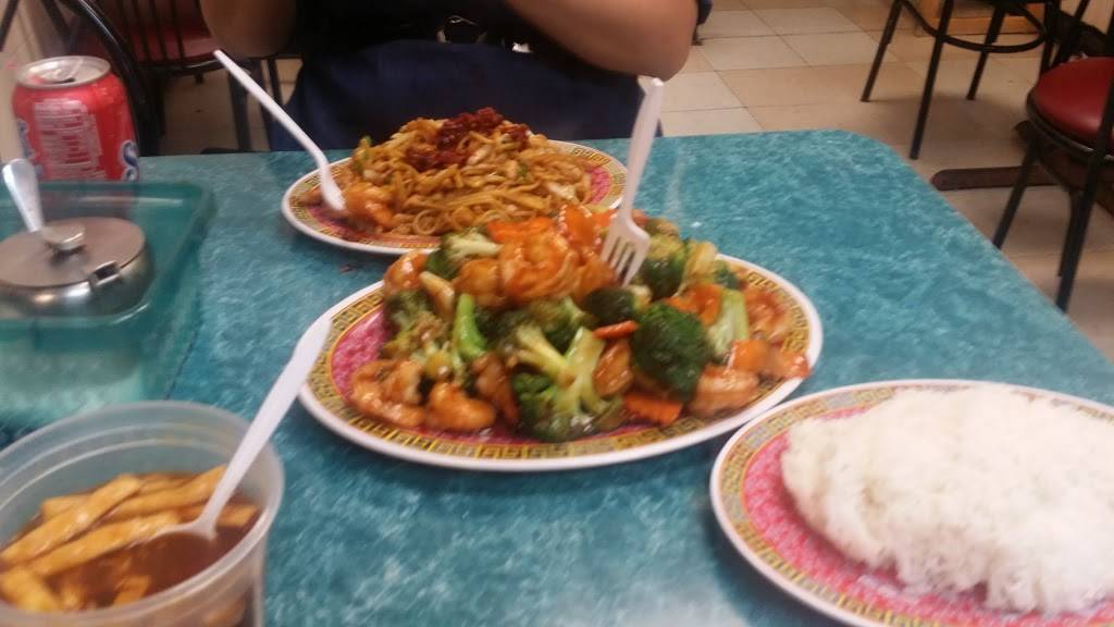 Taste of China Chinese Restaurant | restaurant | 1705 S 1st Ave, Iowa City, IA 52240, USA | 3193388011 OR +1 319-338-8011