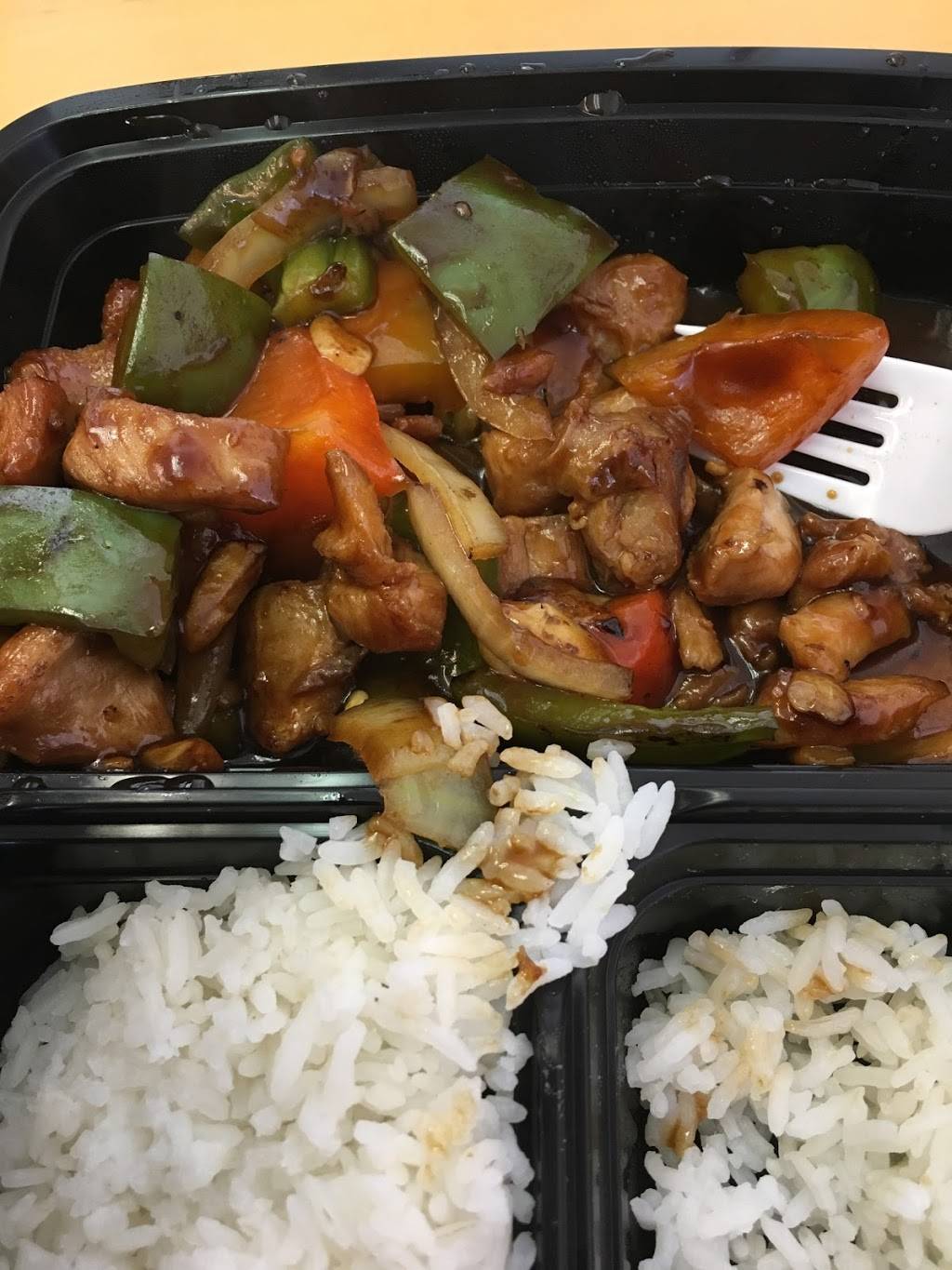 Wah Feng | restaurant | 1051 E Lake Cook Rd, Wheeling, IL 60090, USA | 8475416782 OR +1 847-541-6782