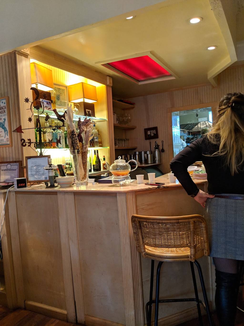 Kevins | restaurant | 277A Van Brunt St, Brooklyn, NY 11231, USA | 7185968335 OR +1 718-596-8335