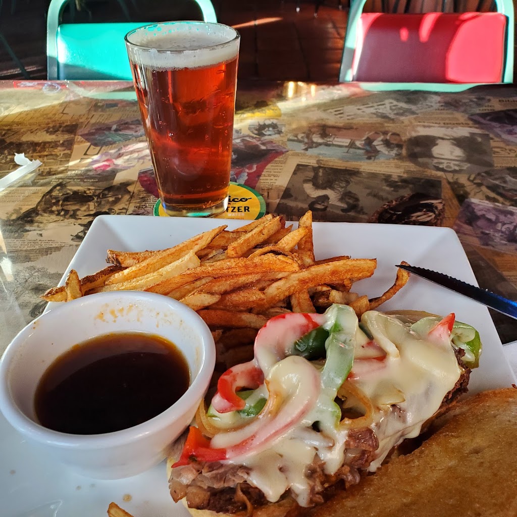 Lisas Western Cuisine & Spirits | restaurant | 200 Greybull Ave, Greybull, WY 82426, USA | 3077654765 OR +1 307-765-4765