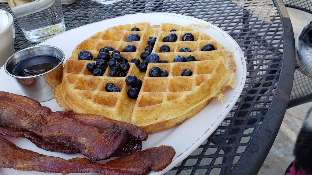 Bread & Butters | restaurant | 18901 Mainstreet, Parker, CO 80134, USA | 3038403343 OR +1 303-840-3343