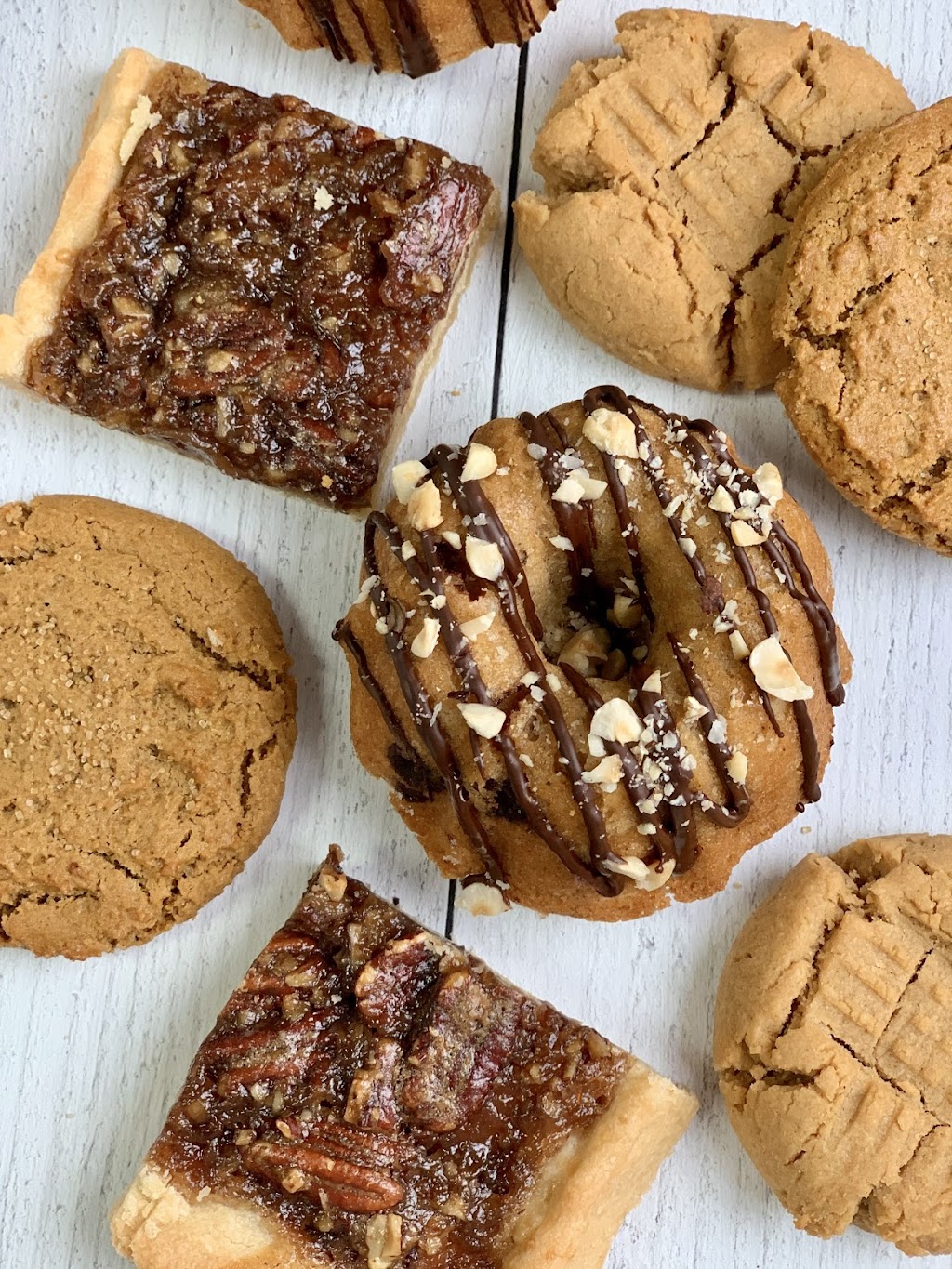 Yellow Rose Vegan Bakery & Cafe | cafe | 410 Ridgewood Rd, Maplewood, NJ 07040, USA | 8622569739 OR +1 862-256-9739