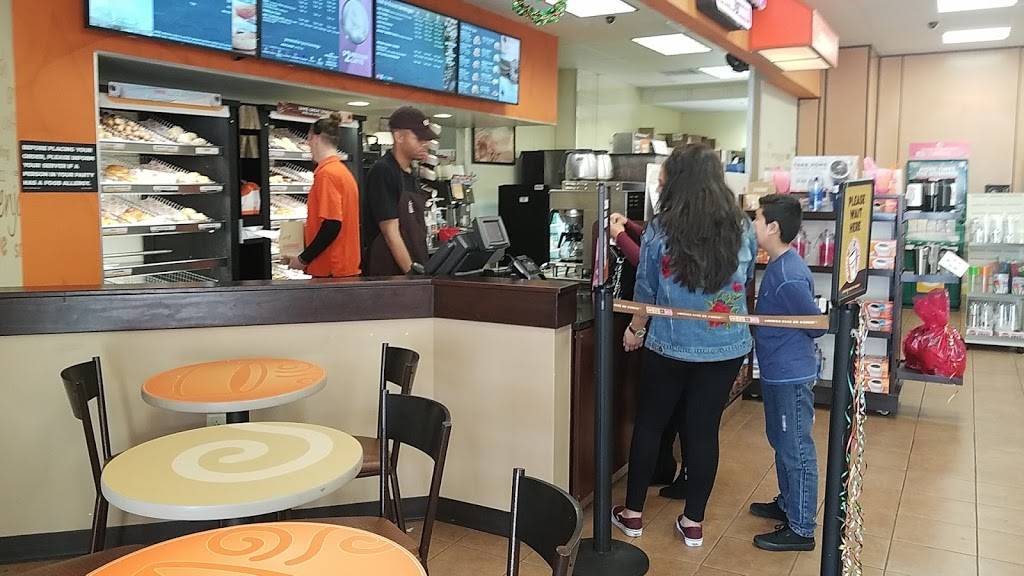 Dunkin Donuts | cafe | 11302 Dale Mabry Hwy, Tampa, FL 33618, USA | 8133746459 OR +1 813-374-6459