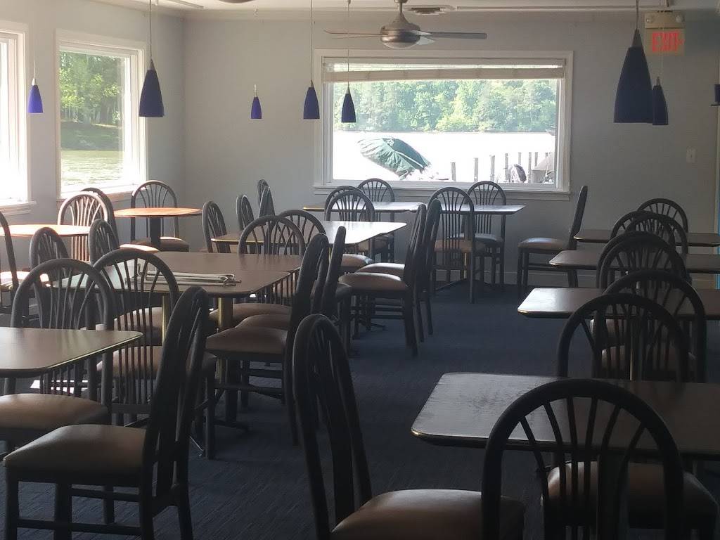 The Landing Grill | restaurant | 8629 River Rd, Petersburg, VA 23803, USA | 8045903300 OR +1 804-590-3300