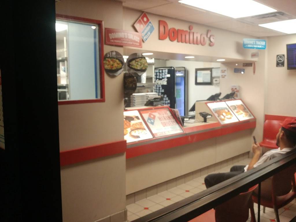 Dominos Pizza | meal delivery | 2455 W Fullerton Ave, Chicago, IL 60647, USA | 7732769800 OR +1 773-276-9800