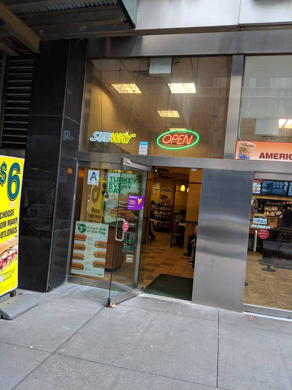 Subway Restaurants | restaurant | 250 Broadway, New York, NY 10007, USA | 2123462533 OR +1 212-346-2533