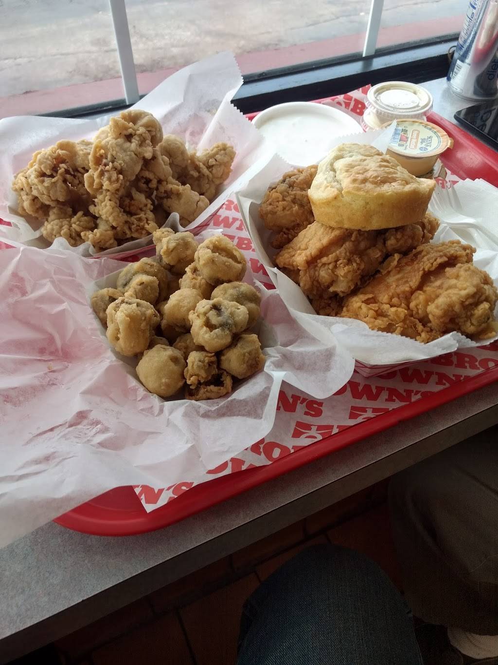 Browns Chicken | restaurant | 2204, 3414 95th St, Evergreen Park, IL 60805, USA | 7086366888 OR +1 708-636-6888