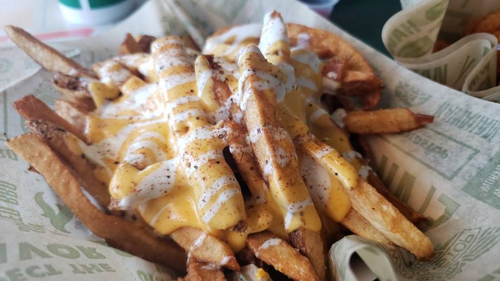 Wingstop | restaurant | 6611 Taft St, Hollywood, FL 33024, USA | 9549819466 OR +1 954-981-9466