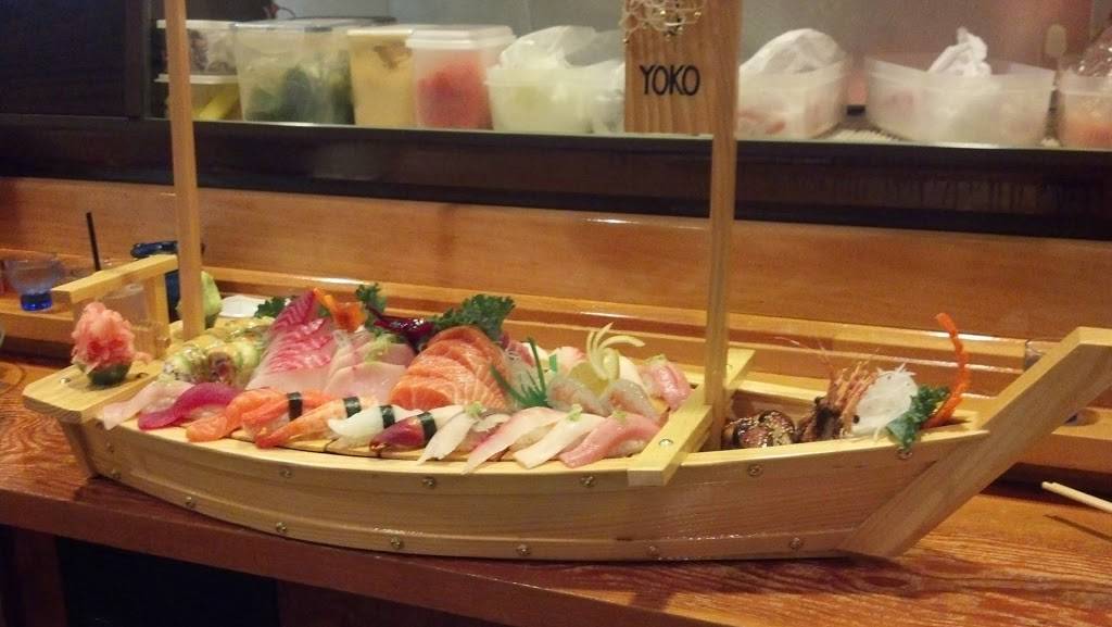 Yoko Sushi | restaurant | 2946 Chain Bridge Rd # J, Oakton, VA 22124, USA | 7032556644 OR +1 703-255-6644