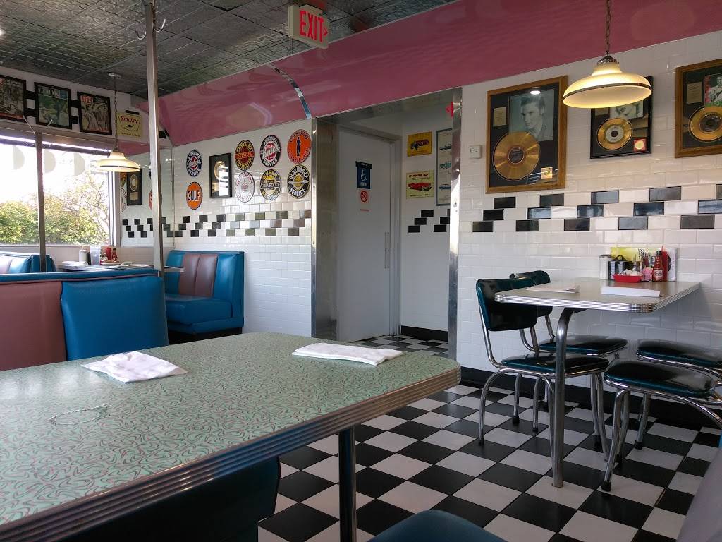 The Grand Diner | restaurant | 48730 Grand River Ave, Novi, MI 48374, USA | 2483800333 OR +1 248-380-0333