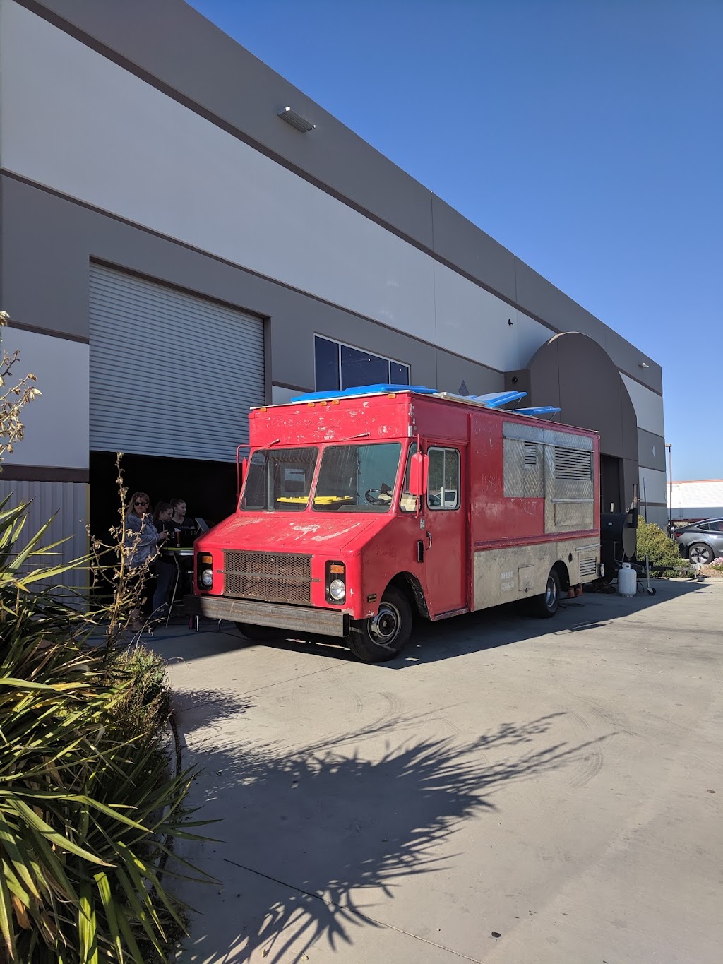 Smok-N Beast Food Truck | restaurant | 40242 La Quinta Ln #102, Palmdale, CA 93551, USA | 6614187813 OR +1 661-418-7813