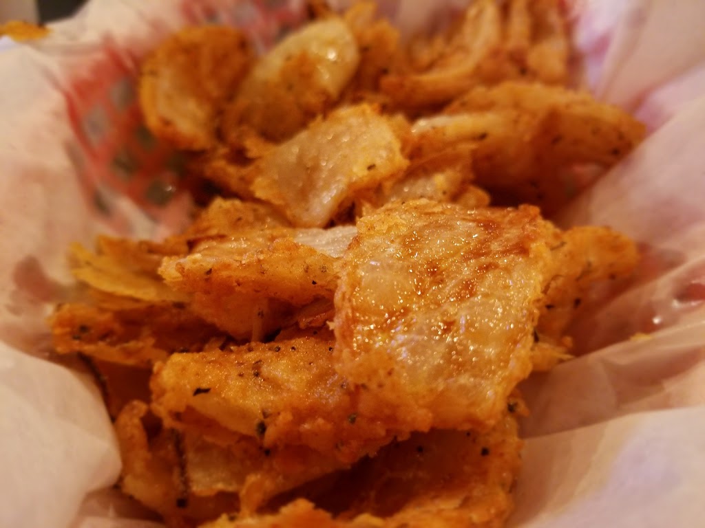 Bentonia Bugs | restaurant | 122 Wilson St, Bentonia, MS 39040, USA | 6625714342 OR +1 662-571-4342