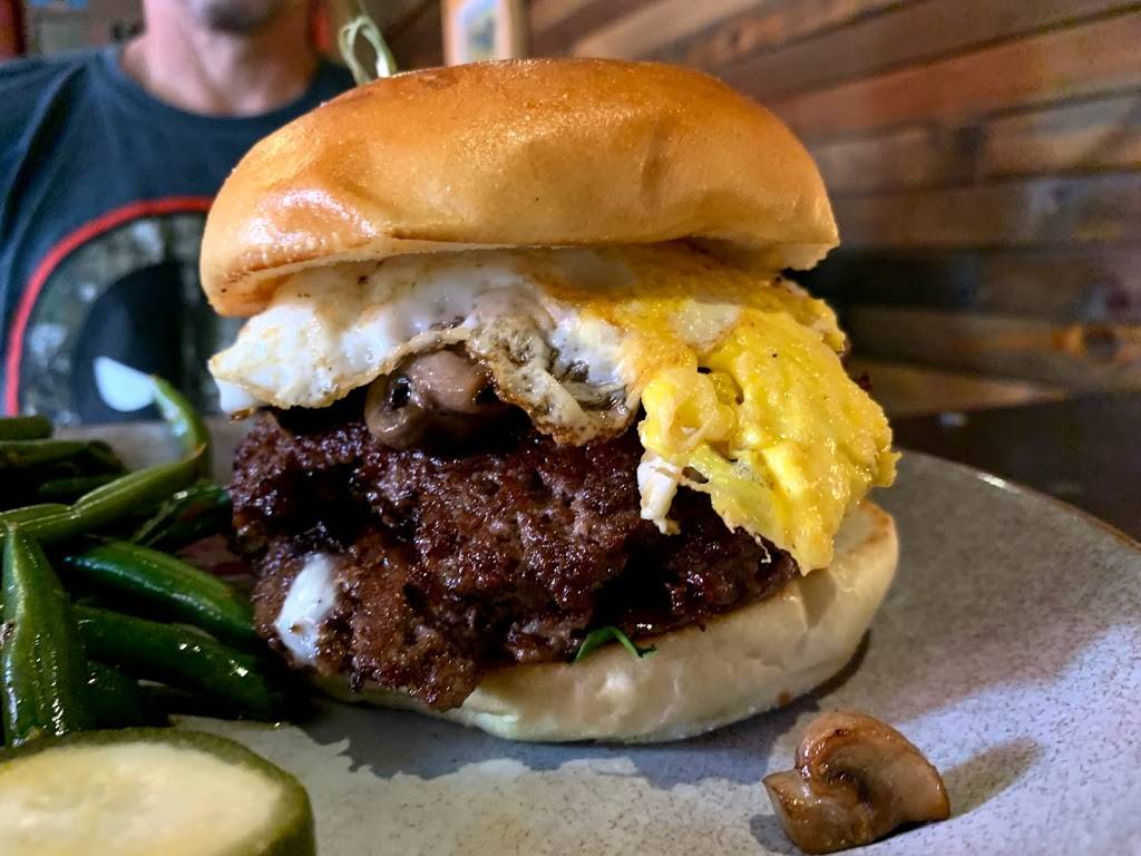 Freight House Kitchen + Tap | restaurant | 200 S Camino Del Pueblo, Bernalillo, NM 87004, USA | 5055882143 OR +1 505-588-2143