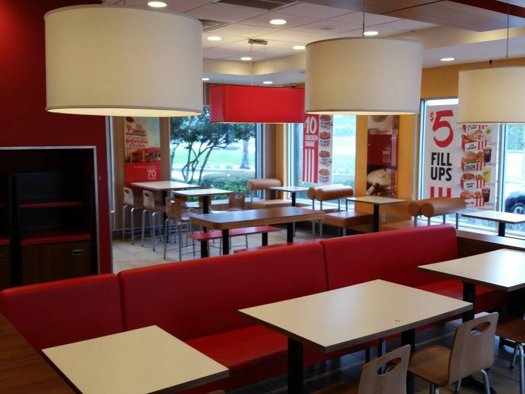 KFC | restaurant | 7107 W McNab Rd, North Lauderdale, FL 33068, USA | 9545977533 OR +1 954-597-7533