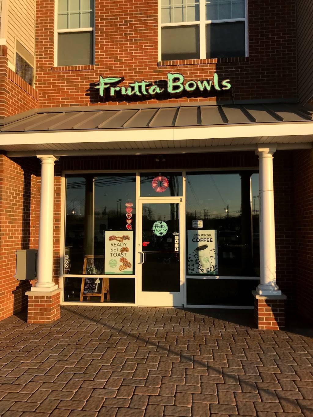 Frutta Bowls | restaurant | 23 Atlantic Ave, Aberdeen Township, NJ 07747, USA | 7329708999 OR +1 732-970-8999