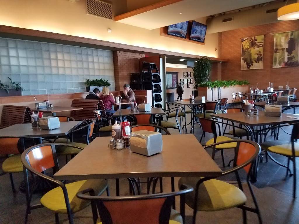 The Patio- Bolingbrook | restaurant | 151 S Weber Rd, Bolingbrook, IL 60490, USA | 6302269696 OR +1 630-226-9696