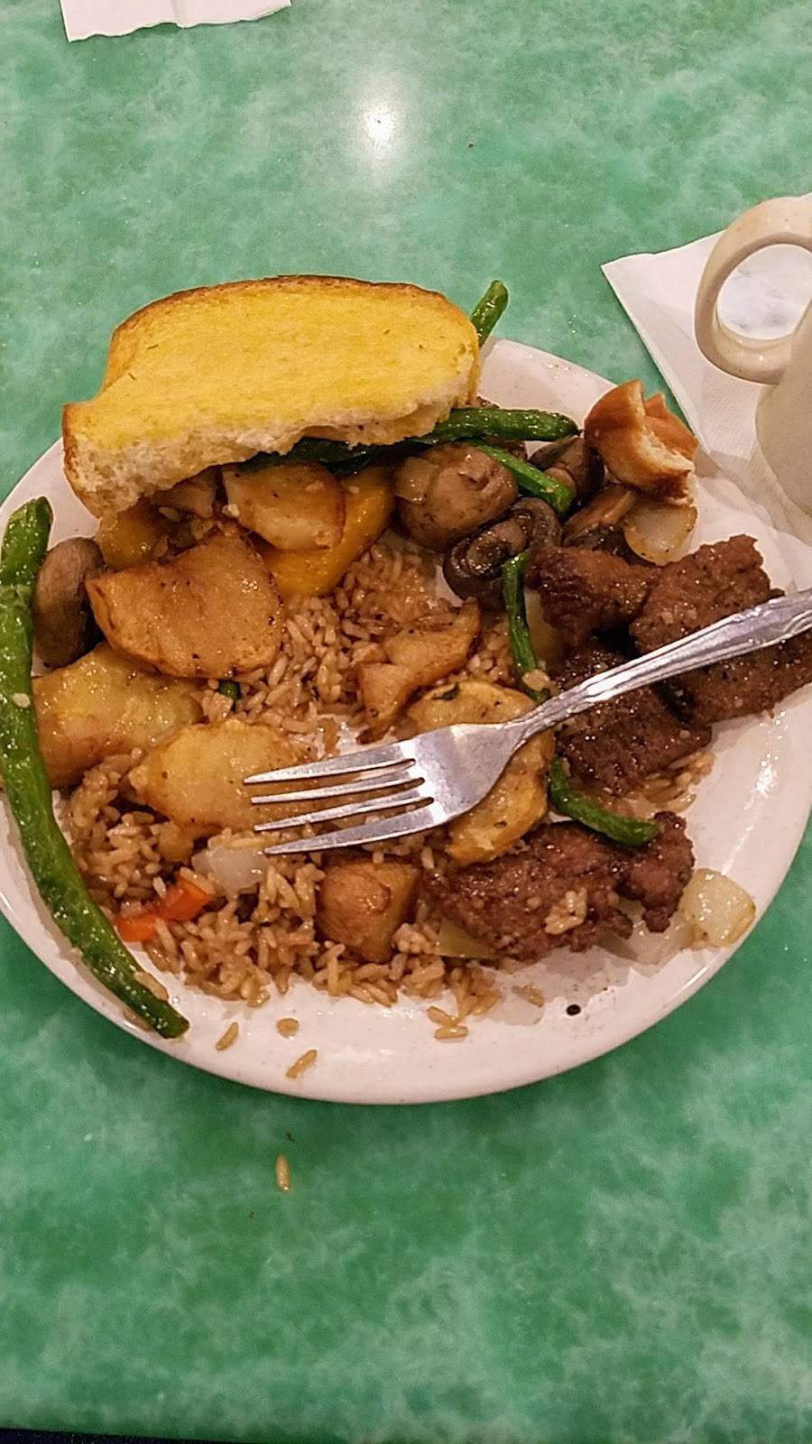 New China Buffet | restaurant | 8339 W North Ave, Melrose Park, IL 60160, USA | 7083453278 OR +1 708-345-3278