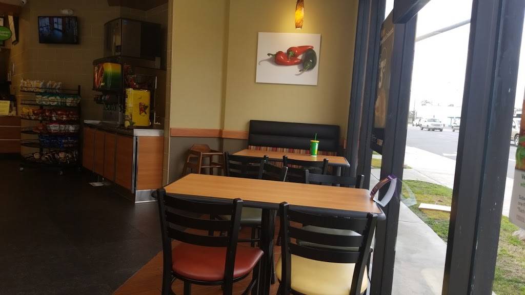 Subway Restaurants | restaurant | 297 E Highland Ave, San Bernardino, CA 92404, USA | 9098861133 OR +1 909-886-1133