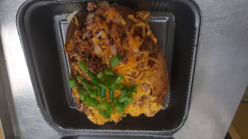 Ray’s Bar-B-Q | restaurant | 118 S Cockrell Hill Rd Ste 110, DeSoto, TX 75115, USA | 9722237297 OR +1 972-223-7297