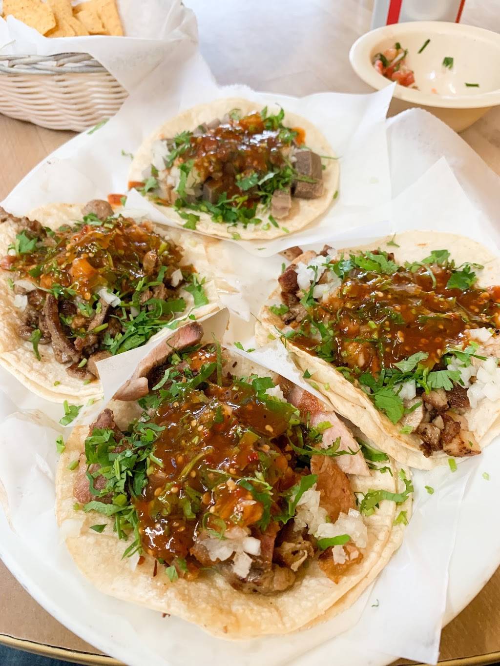 Cinco De Mayo Taqueria | restaurant | 2426 San Bruno Ave, San Francisco, CA 94134, USA | 4154689272 OR +1 415-468-9272