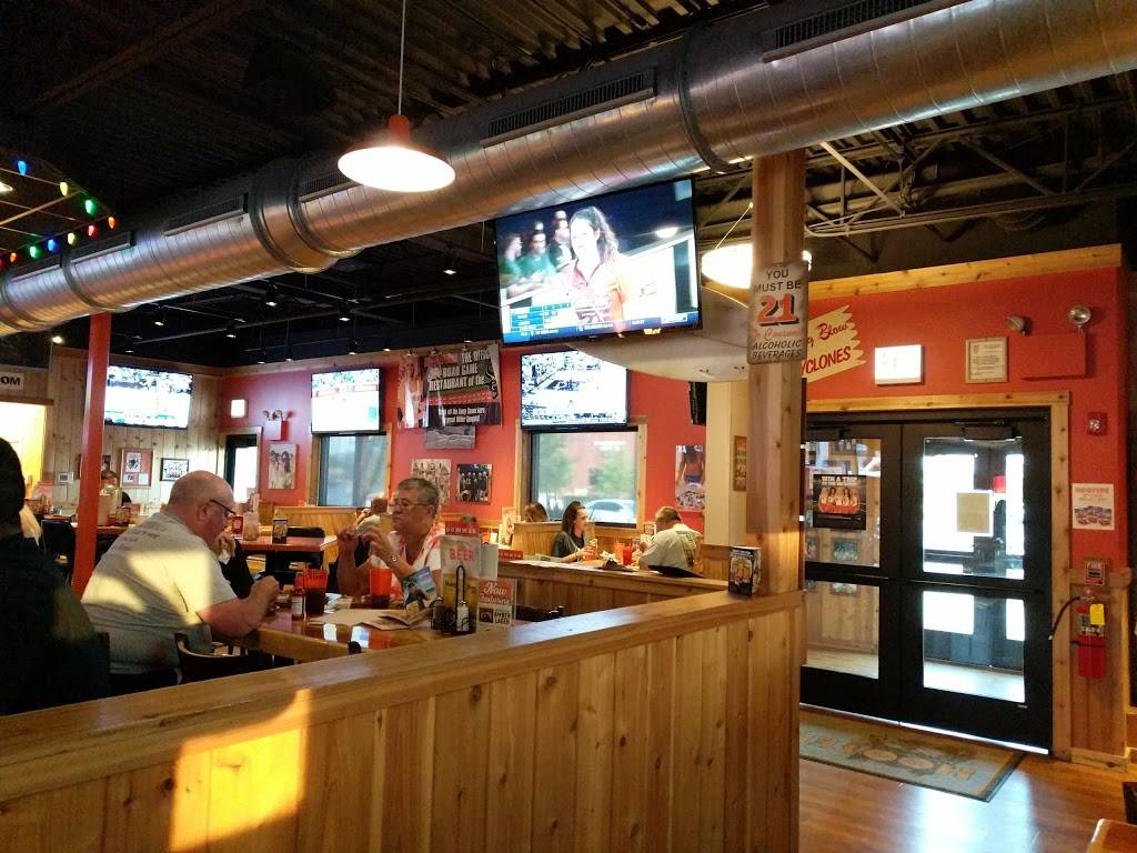 Hooters | restaurant | 5925 South La Grange Road, Countryside, IL 60525, USA | 7083540486 OR +1 708-354-0486