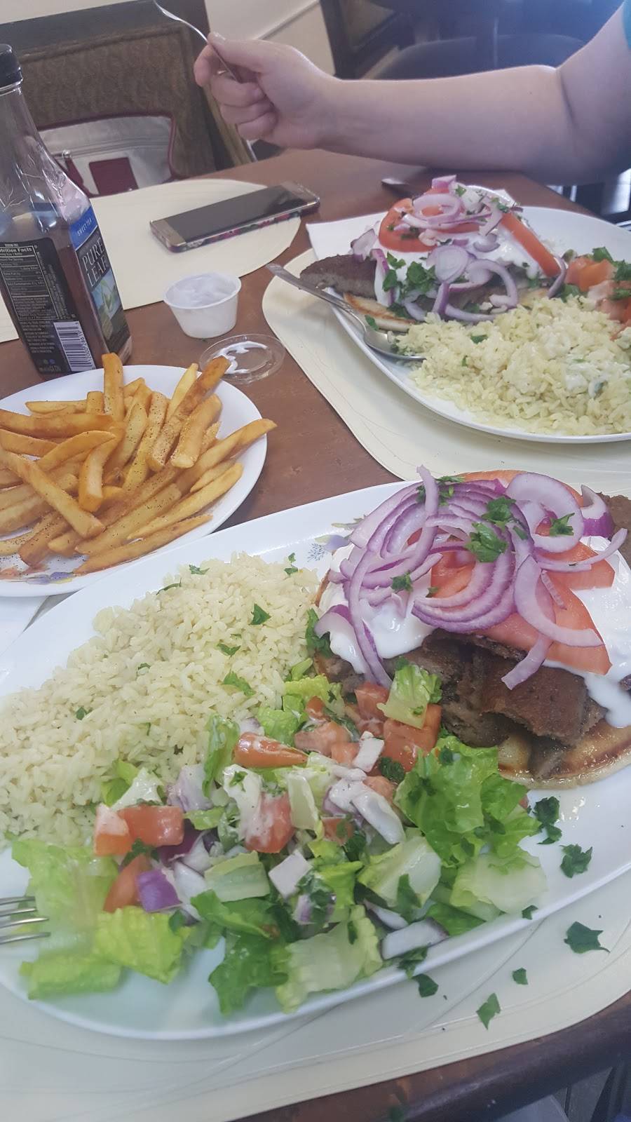 Mezza Mediterranean Cuisine | restaurant | 28743 Center Ridge Rd, Cleveland, OH 44145, USA | 4408922220 OR +1 440-892-2220