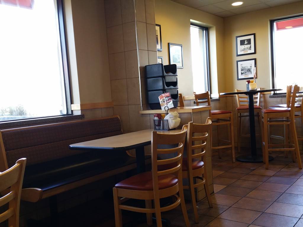 Dairy Queen Grill & Chill | restaurant | 3029 Calumet Ave, Valparaiso, IN 46383, USA | 2194644455 OR +1 219-464-4455