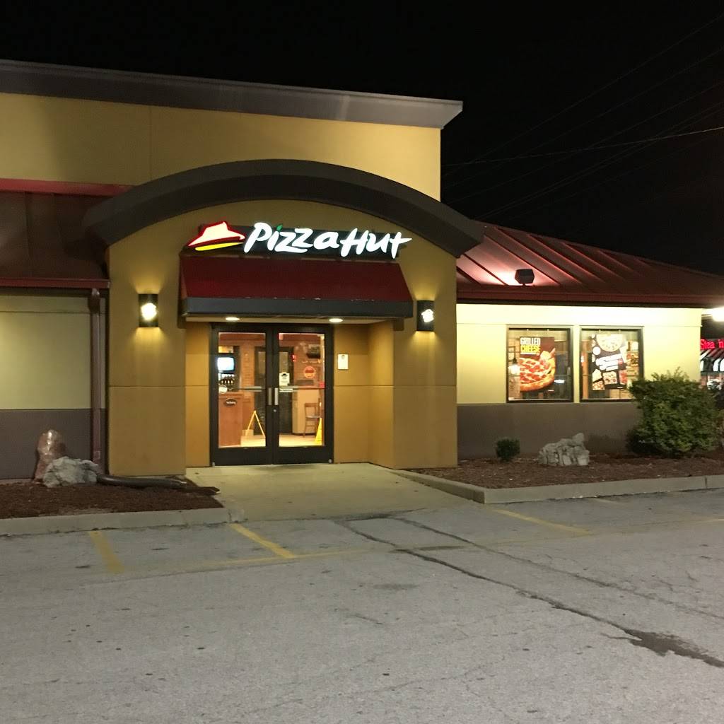 Pizza Hut | meal takeaway | 10082 Page Ave, St. Louis, MO 63132, USA | 3144281445 OR +1 314-428-1445