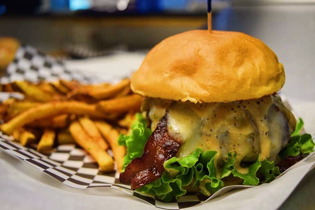 Cosmos Burgers | restaurant | 3831 Crowell Rd, Turlock, CA 95382, USA | 2096649458 OR +1 209-664-9458