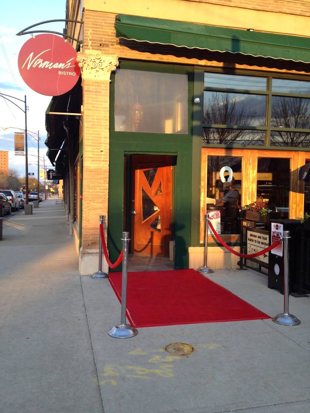 Normans Bistro | restaurant | 1001 E 43rd St, Chicago, IL 60653, USA | 7739665821 OR +1 773-966-5821