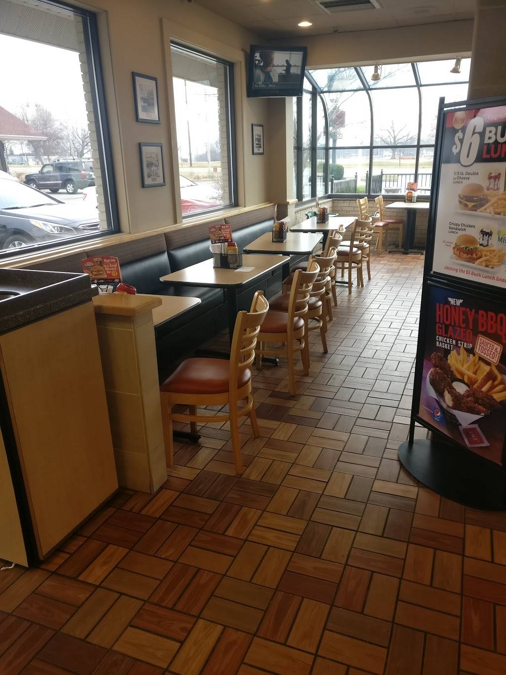 Dairy Queen | restaurant | 1420 E 9th St, Rochester, IN 46975, USA | 5742233345 OR +1 574-223-3345