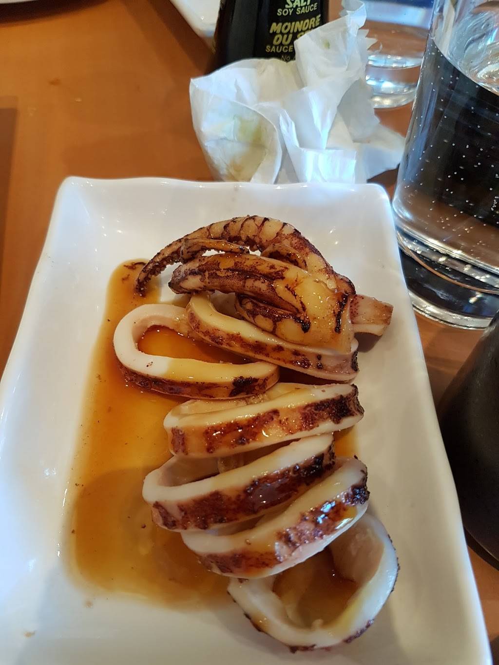 Echo Sushi | restaurant | 2036 Yonge St, Toronto, ON M4S 1Z9, Canada | 4163228861 OR +1 416-322-8861