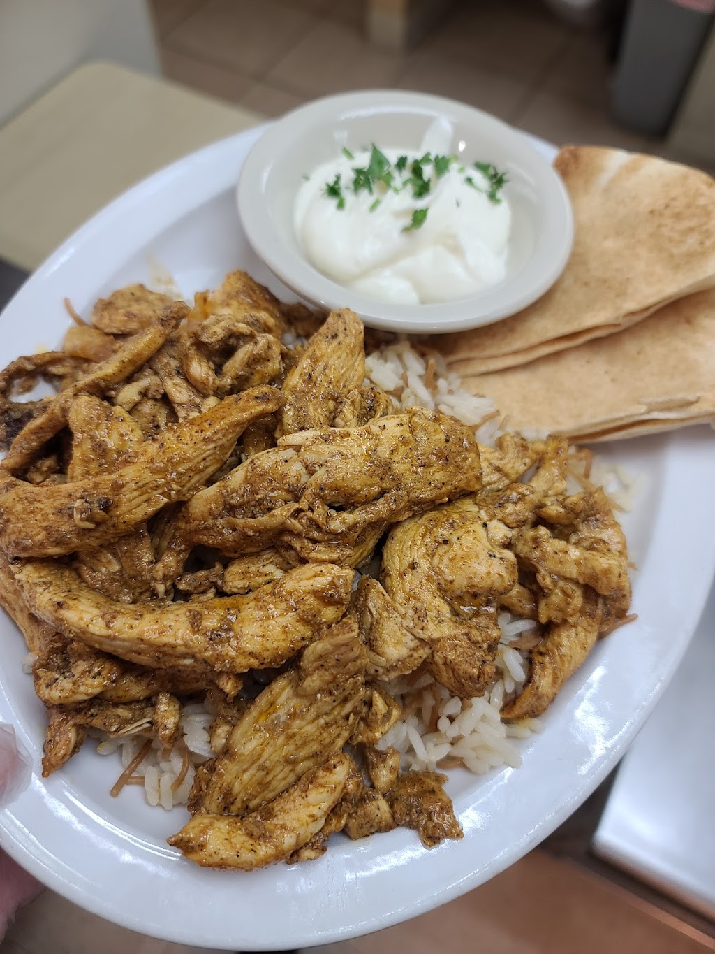 Pitaz Newbo | restaurant | 1100 3rd St SE, Cedar Rapids, IA 52401, USA | 3197778944 OR +1 319-777-8944