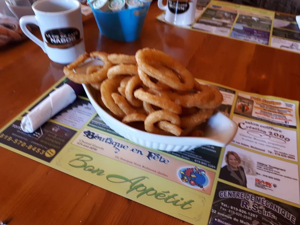 Restaurant La Vieille Gare de Richmond | restaurant | 739 Rue Principale Nord, Richmond, QC J0B 2H0, Canada | 8198266655 OR +1 819-826-6655