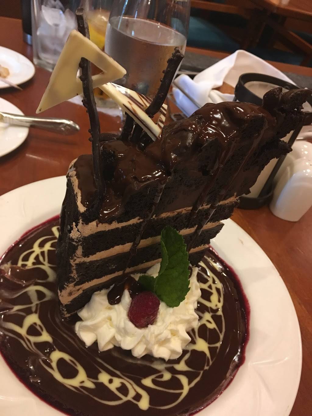 Siniikaung Steak & Chop House | restaurant | 6800 Soaring Eagle Blvd, Mt Pleasant, MI 48858, USA | 9897755106 OR +1 989-775-5106