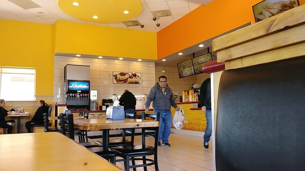 Pollo Regio | restaurant | 12136 Lake June Rd, Balch Springs, TX 75180, USA | 9725575551 OR +1 972-557-5551