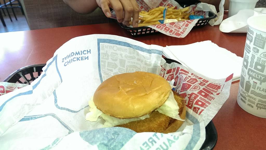 Jack in the Box | restaurant | 14304 Amar Rd, La Puente, CA 91744, USA | 6269187569 OR +1 626-918-7569