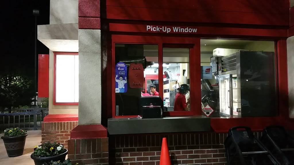 Chick-fil-A | restaurant | 40 S Tunnel Rd, Asheville, NC 28805, USA | 8282982571 OR +1 828-298-2571