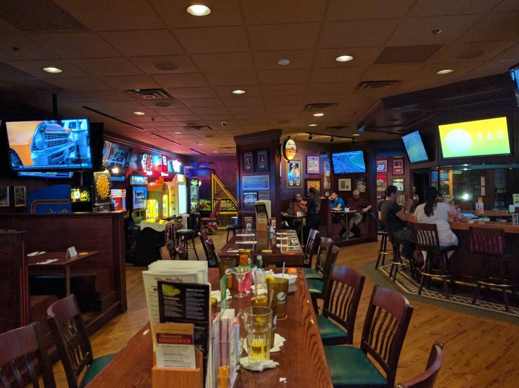 Tully’s Good Times Rochester | restaurant | Cohoes Commons, 1225 W Jefferson Rd, Rochester, NY 14623, USA | 5852728900 OR +1 585-272-8900