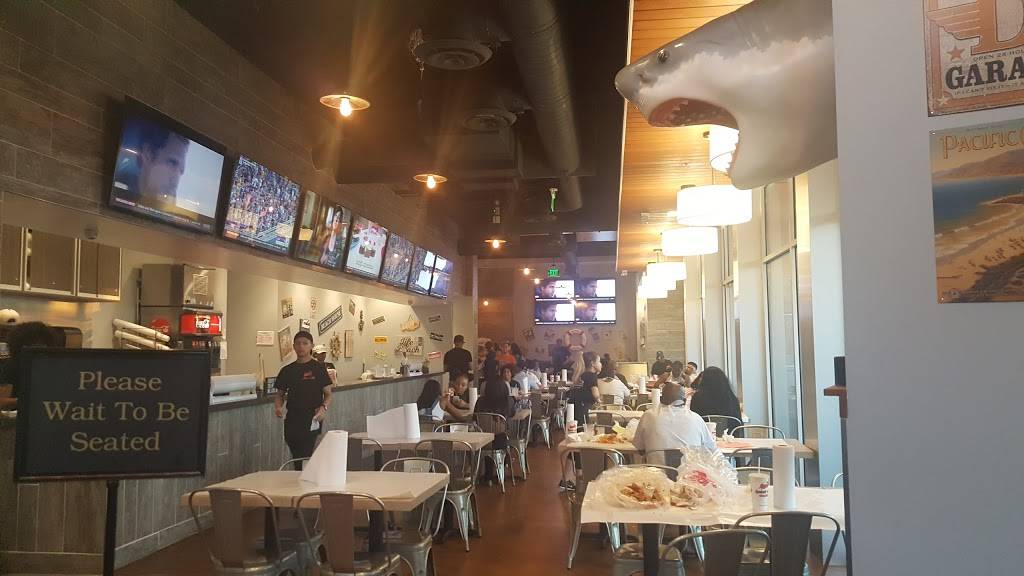 The Kickin Crab Los Angeles | restaurant | 3767 Santa Rosalia Dr, Los Angeles, CA 90008, USA | 3232948888 OR +1 323-294-8888