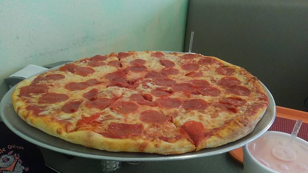 Elizabeths Pizza | restaurant | 22059 Jeb Stuart Hwy, Stuart, VA 24171, USA | 2766942630 OR +1 276-694-2630