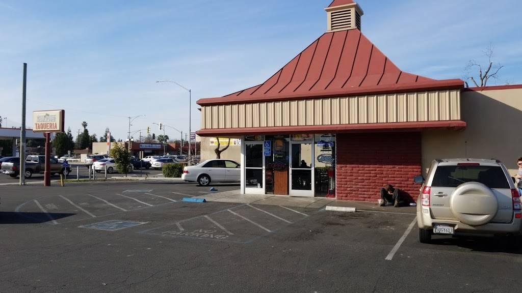 Taqueria Don Pepe | restaurant | 4582 N Blackstone Ave, Fresno, CA 93726, USA | 5592241431 OR +1 559-224-1431