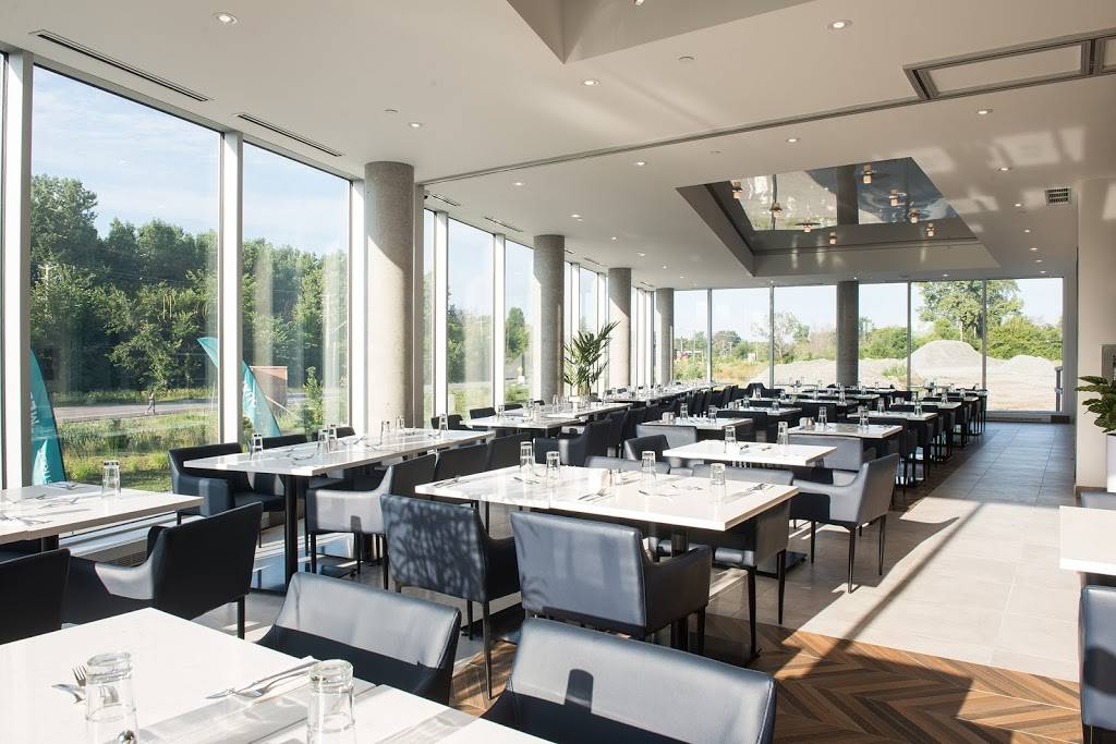 Bistro Le District | restaurant | 55 Impasse Lady-Colborne B, Gatineau, QC J9H 1Z2, Canada | 8195570505 OR +1 819-557-0505