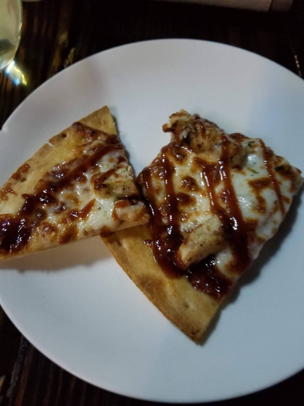 Legends Sports Grill | restaurant | 155 Legends Dr D, Lebanon, TN 37087, USA | 6154444240 OR +1 615-444-4240