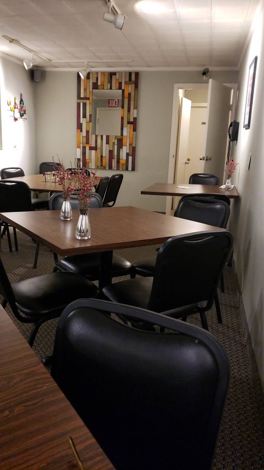 Airport Pizza | restaurant | 3648 Genesee St, Cheektowaga, NY 14225, USA | 7166345750 OR +1 716-634-5750