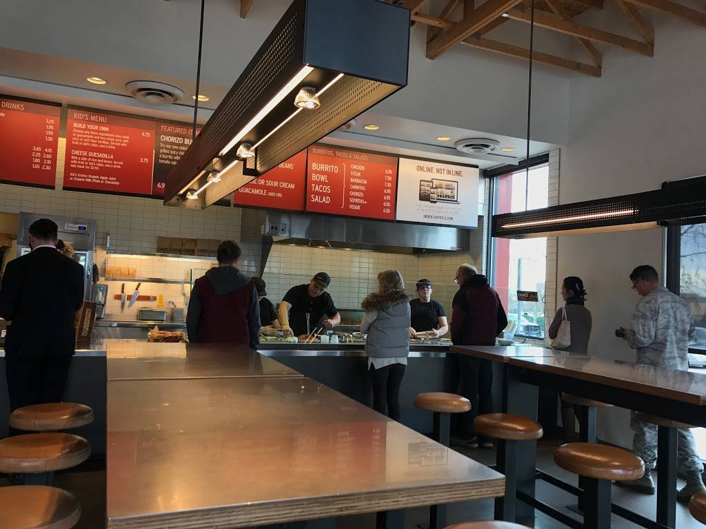 Chipotle Mexican Grill | restaurant | 6810 Menaul Blvd NE, Albuquerque, NM 87110, USA | 5058841716 OR +1 505-884-1716