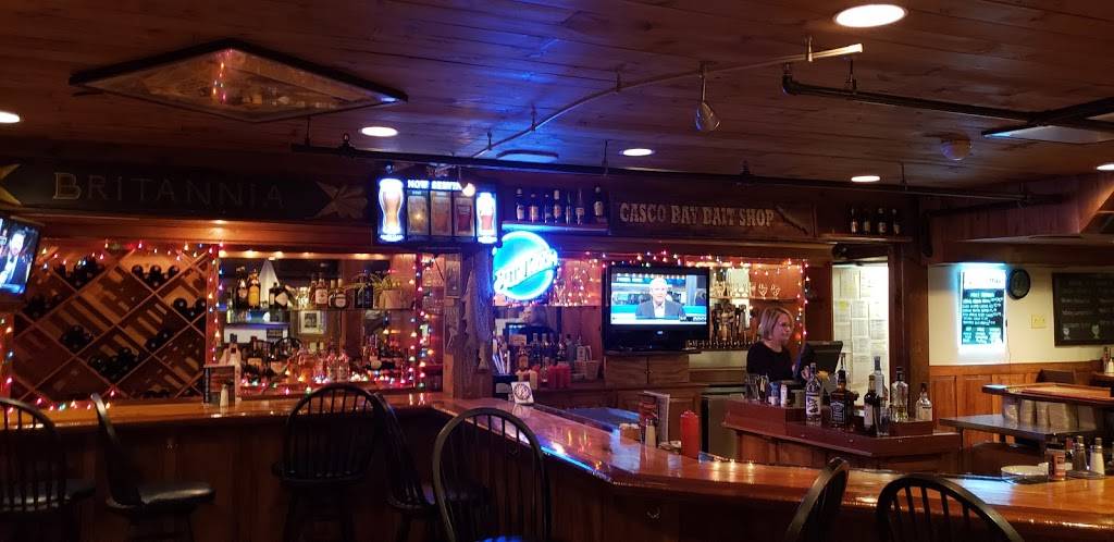 Weathervane Seafood Restaurant | restaurant | 306 US-1, Kittery, ME 03904, USA | 2074390330 OR +1 207-439-0330